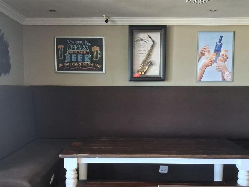 Profitable Beachfront Café Business for Sale in Jeffreys Bay | Turnkey Opportunity on Dolphin Beach - Photo 7