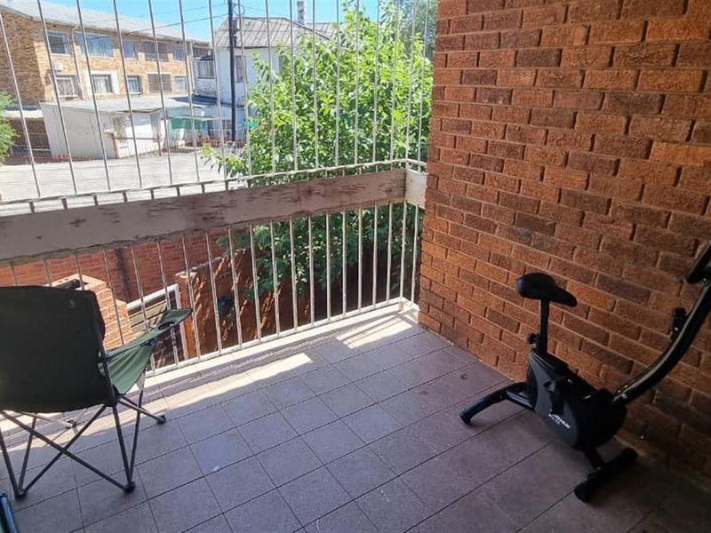 Affordable Townhouse/Investment  For Sale in Popular  Belgravia, Kimberley - Photo 9