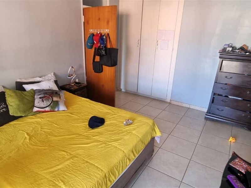 Affordable Townhouse/Investment  For Sale in Popular  Belgravia, Kimberley - Photo 5