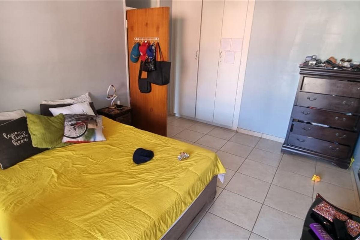 Affordable Townhouse/Investment  For Sale in Popular  Belgravia, Kimberley - Photo 5