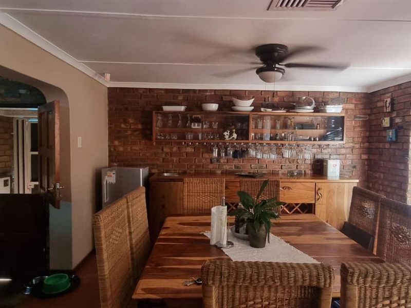 Your Lovely  Family Home in Southridge - Photo 3