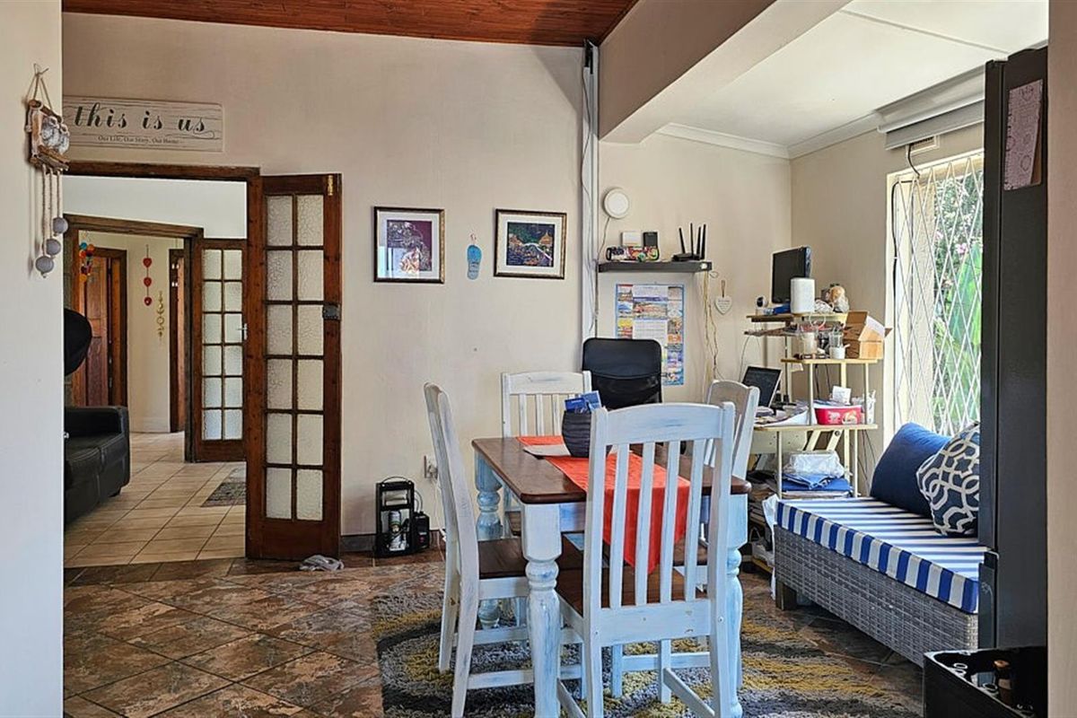 Unique, Modern 3 Bedroom House with FLATLETS - Photo 4