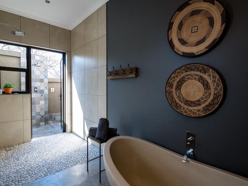 Luxury 7 Bedroom Safari Home or Boutique Lodge | Hoedspruit Wildlife Estate - Photo 8