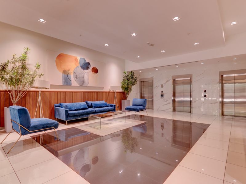 Apartment To Rent in City of Cape Town - Photo 1