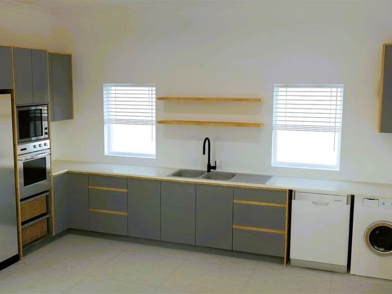 Craft Your Masterpiece: Exclusive Plot and Plan Project with Sea Views - Photo 7