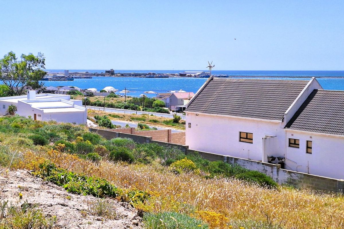 Craft Your Masterpiece: Exclusive Plot and Plan Project with Sea Views - Photo 3