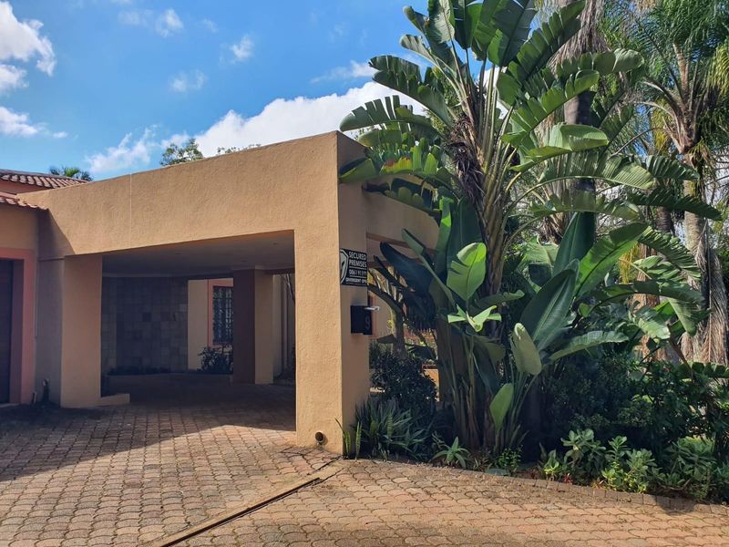 4 bedroom home in Steiltes, Nelspruit - Photo 2