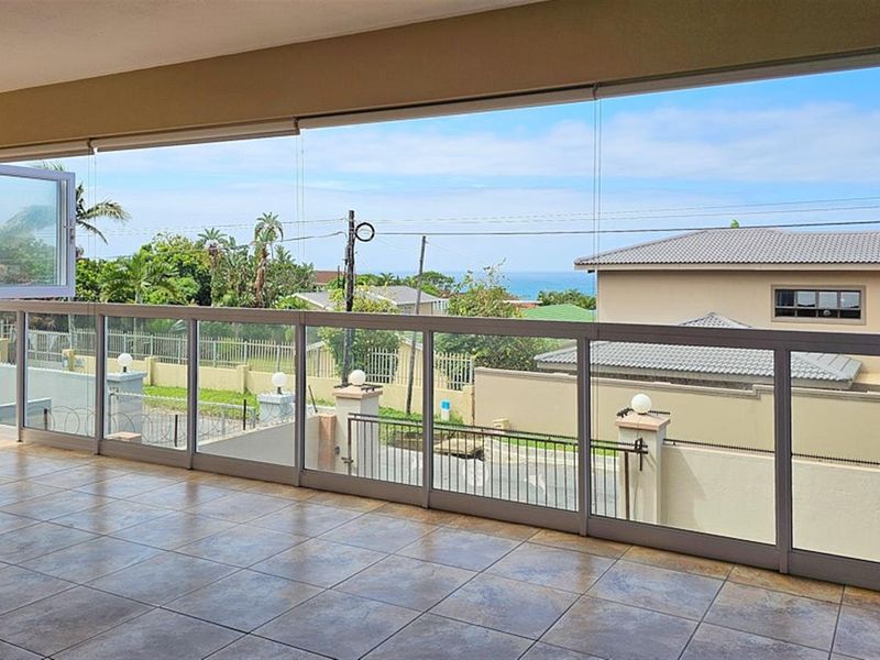 PET and WHEELCHAIR FRIENDLY Apartment with Sea Views - Photo 9