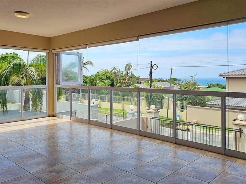 PET and WHEELCHAIR FRIENDLY Apartment with Sea Views - Photo 4