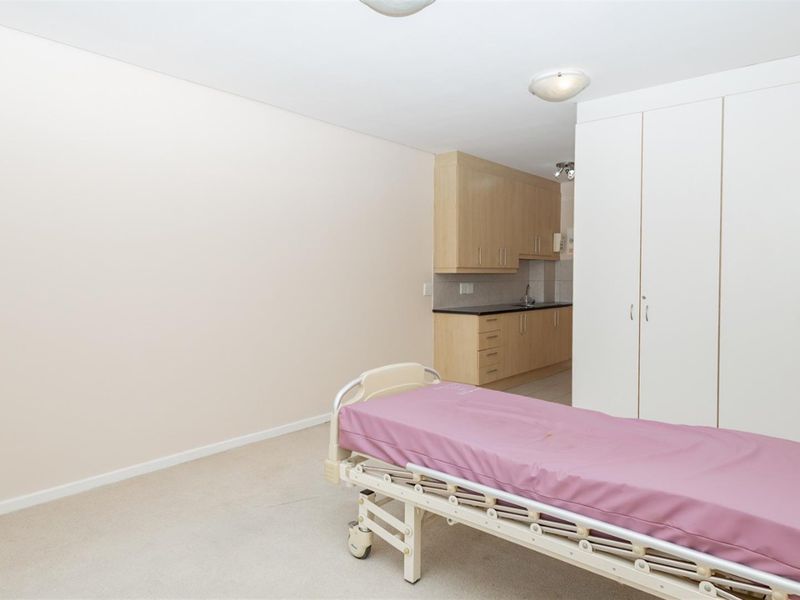 Frail Care Sectional Title Fontaine Bleau - Photo 8