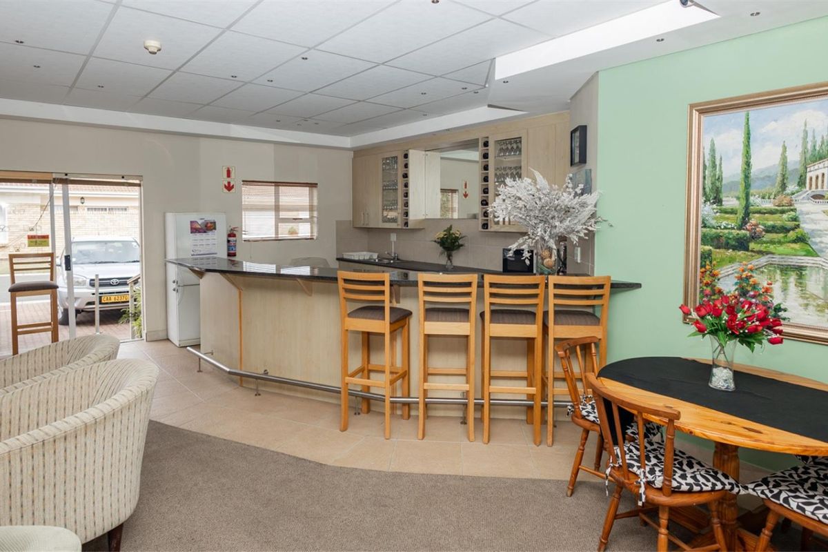 Frail Care Sectional Title Fontaine Bleau - Photo 5