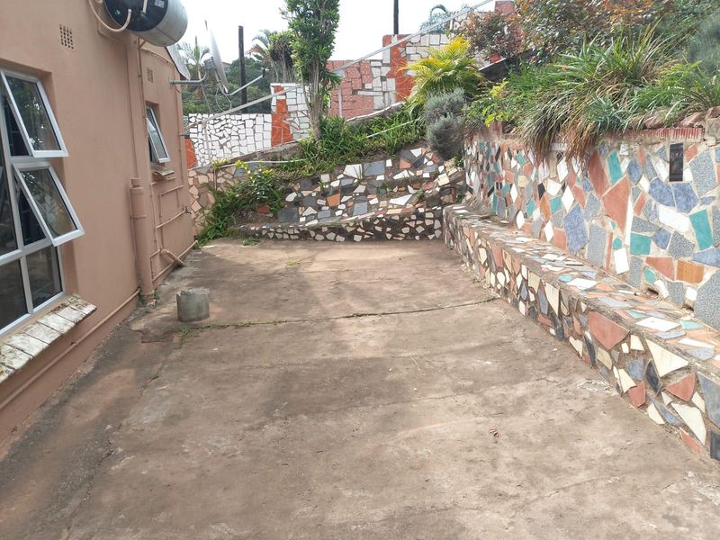 Four Bedroom Home For Sale in Newlands West, Durban, KwaZulu Natal - Photo 4