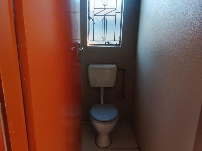 House For Sale in Norkem Park, Kempton Park - Photo 10