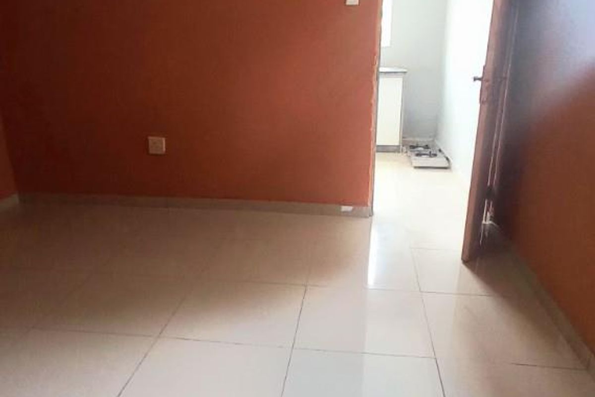 One bedroom cottage available for rental - Photo 2