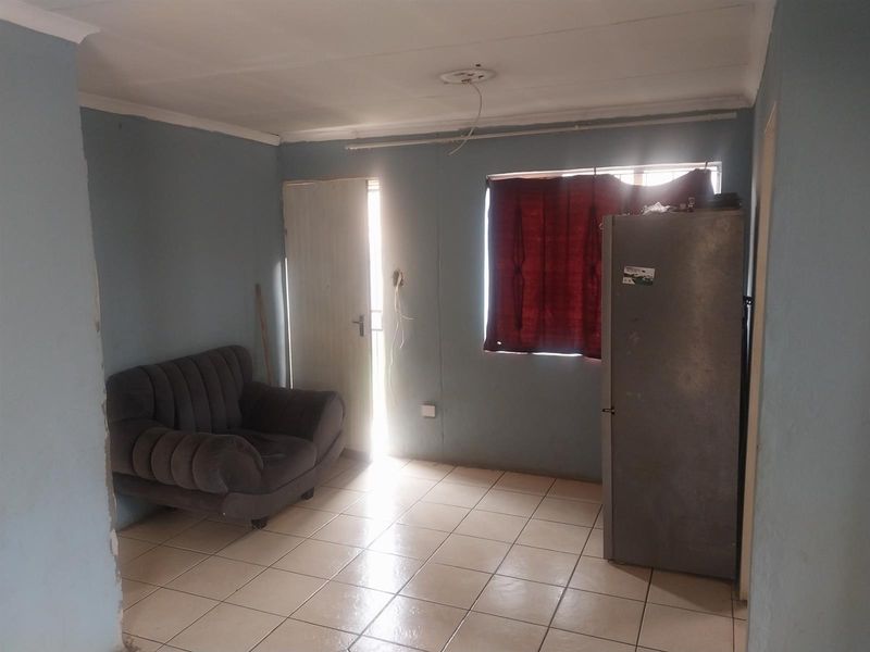 3 bedroom House For Sale in Protea Glen, Soweto - Photo 7