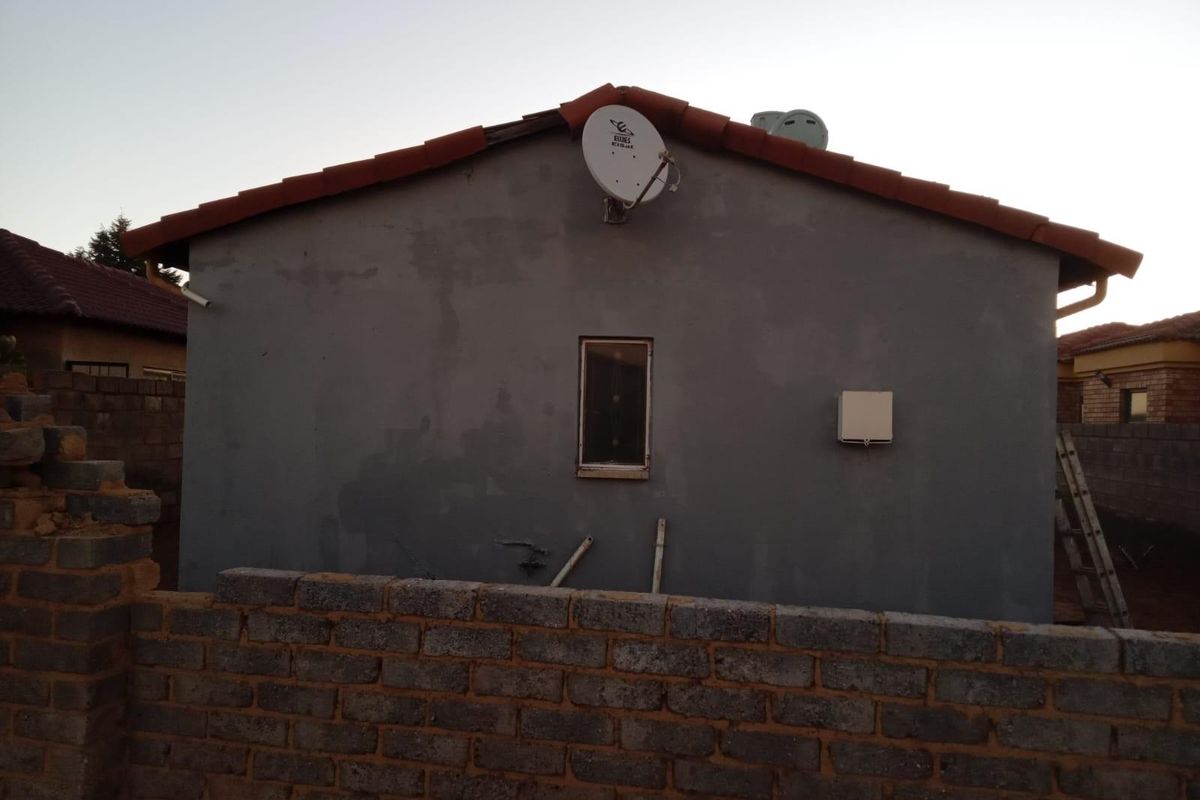 3 bedroom House For Sale in Protea Glen, Soweto - Photo 2