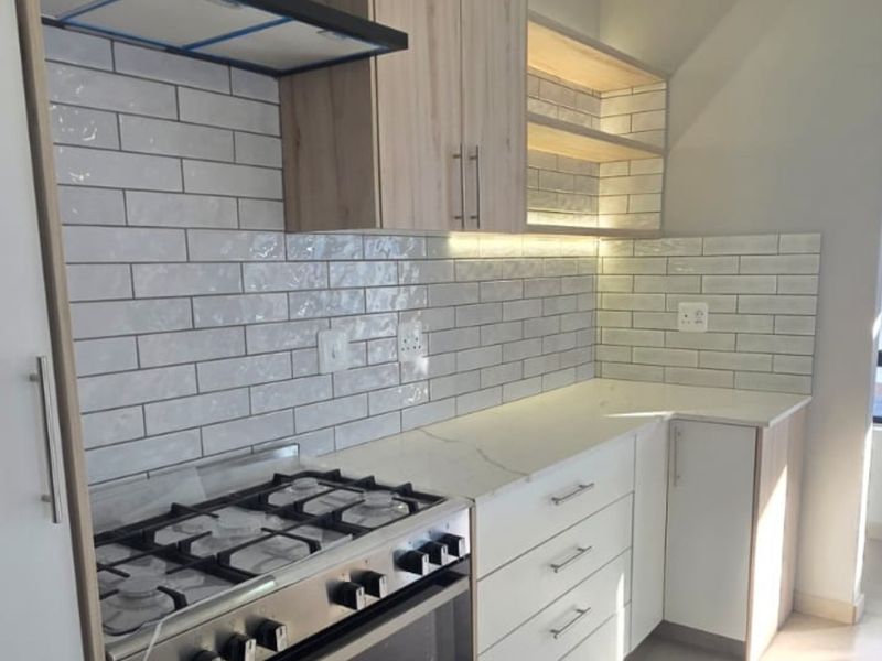 COMING SOON - MODERN 3 BEDROOM HOME A STONE'S THROW FROM THE SEA-SHORE - Photo 7