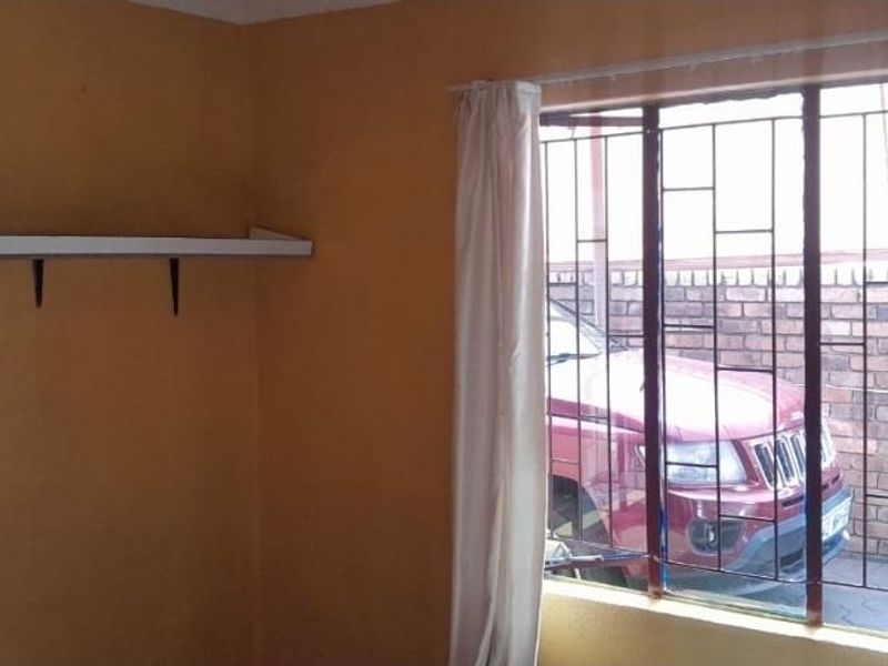 Modern living In Soshanguve - Photo 9