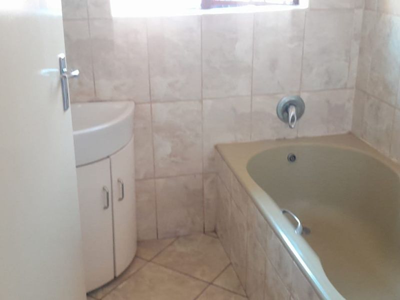 Modern living In Soshanguve - Photo 7