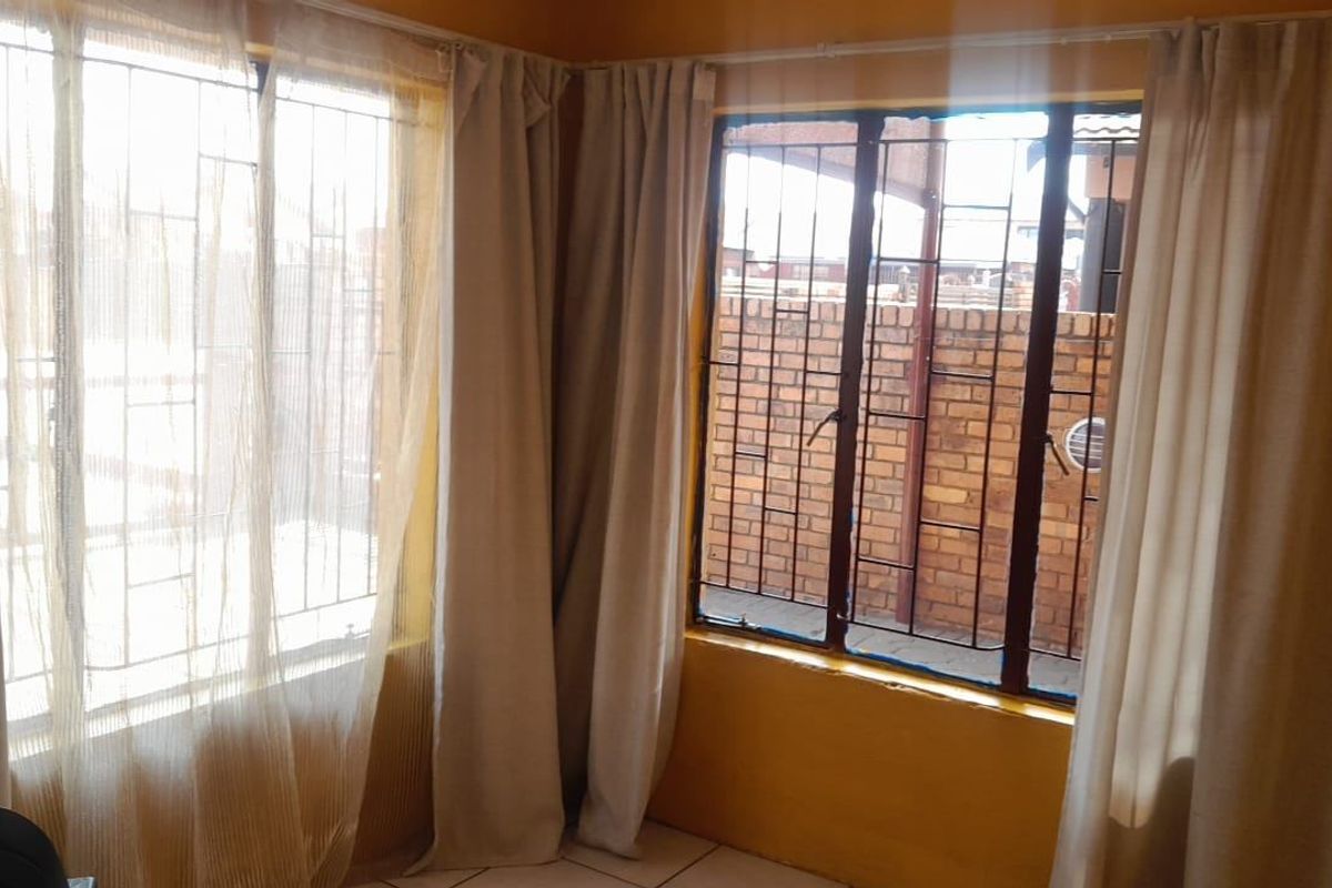 Modern living In Soshanguve - Photo 2
