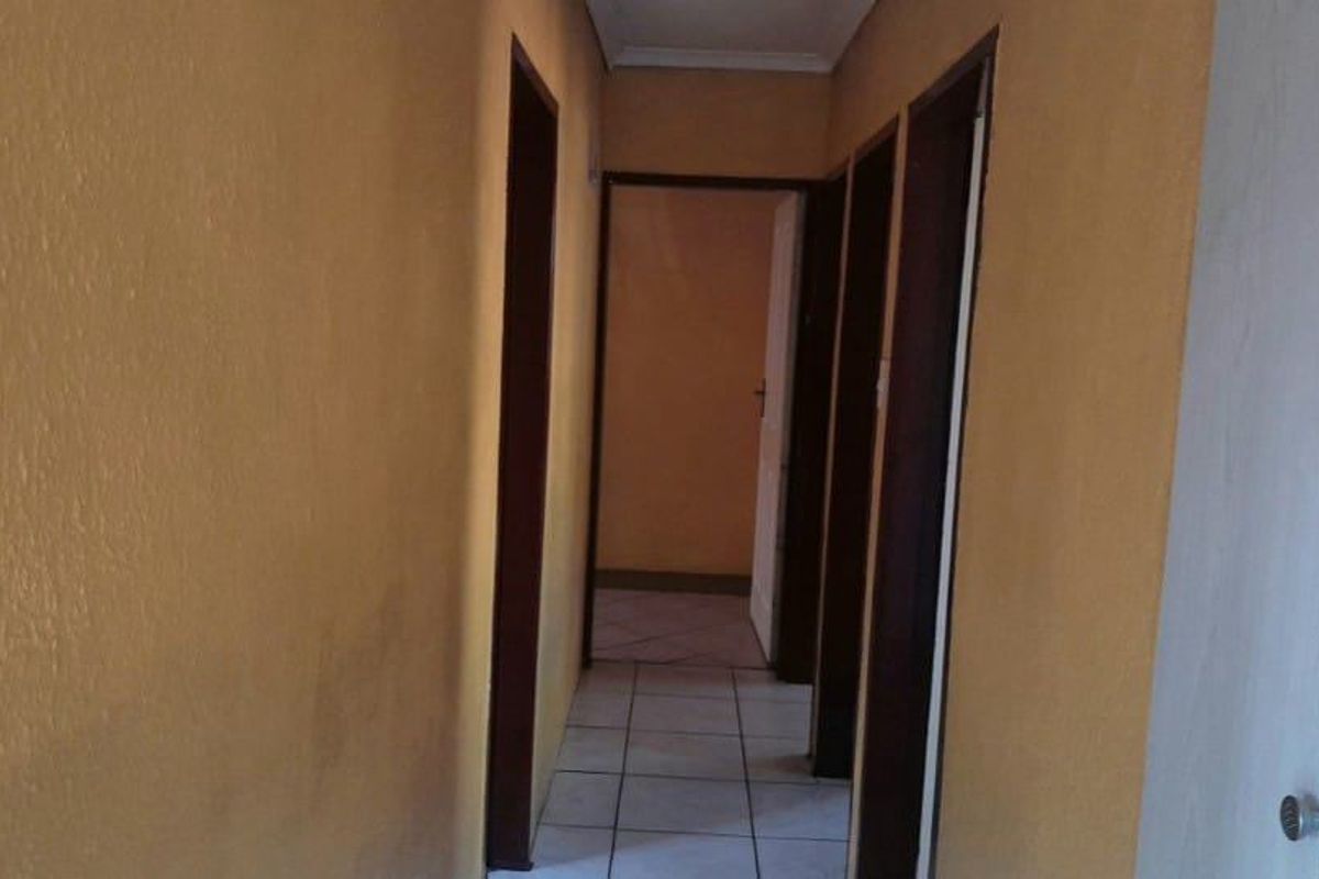 Modern living In Soshanguve - Photo 5