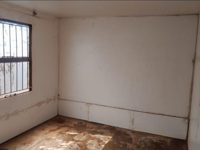 Modern living In Soshanguve - Photo 10