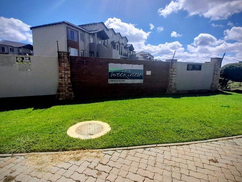Apartment For Sale in Twee Riviere Lifestyle Estate, Montana Tuine, Pretoria - Photo 1
