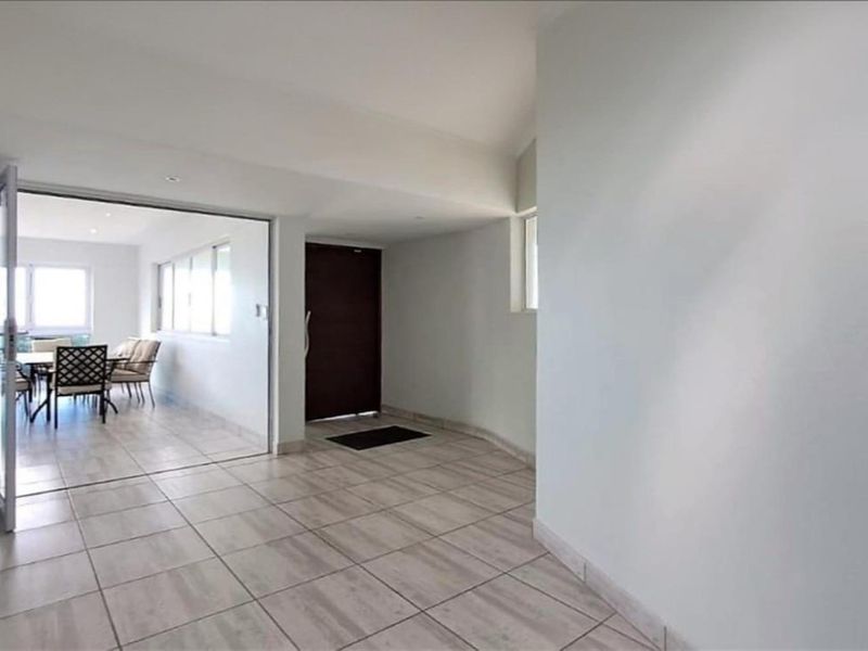 Beautiful 4 bedroom, 3 bathroom home in Manaba Beach - Photo 5