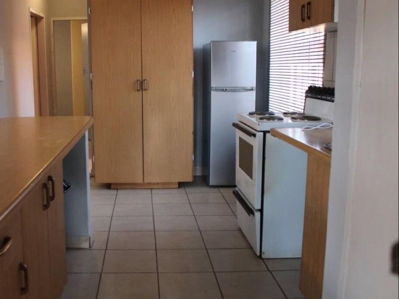 Newly Renovated Apartment For Sale in Hesteapark, Akasia - Photo 3