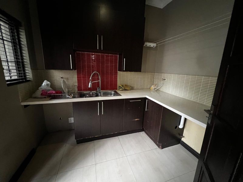 A beautiful 3 bedroom House To Rent in Centurion Celtisdal - Photo 5