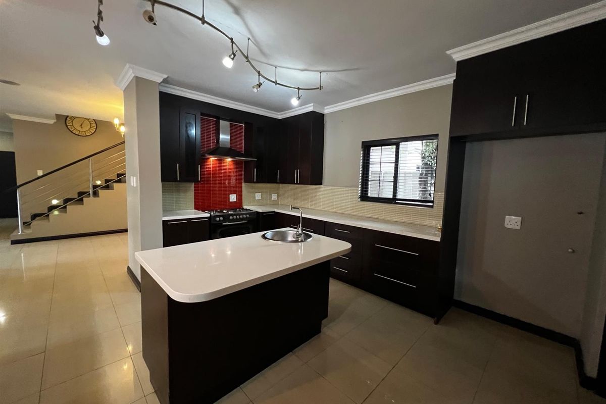 Spacious 3 bedroom House To Rent in Centurion Celtisdal - Photo 3