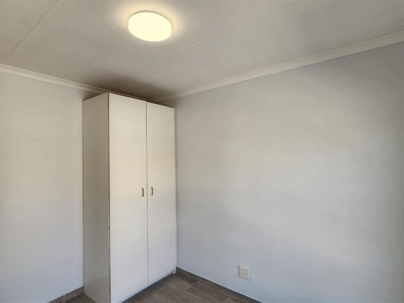 2 bedroom Apartment To Rent in Brenthurst - Photo 9