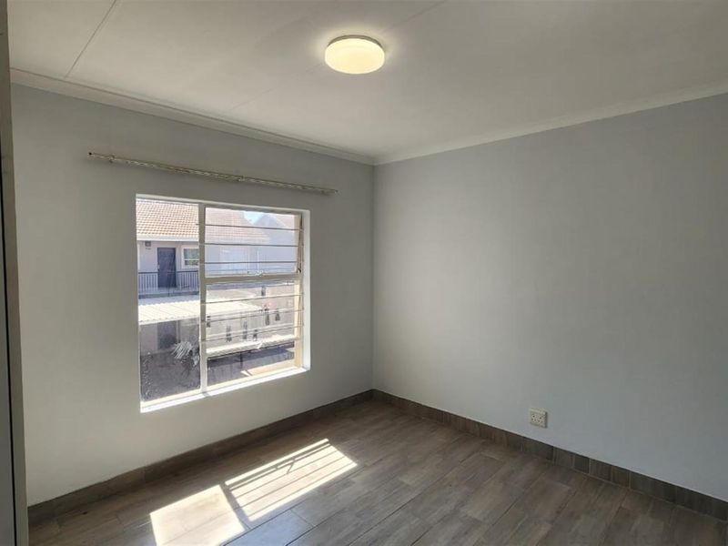 2 bedroom Apartment To Rent in Brenthurst - Photo 6