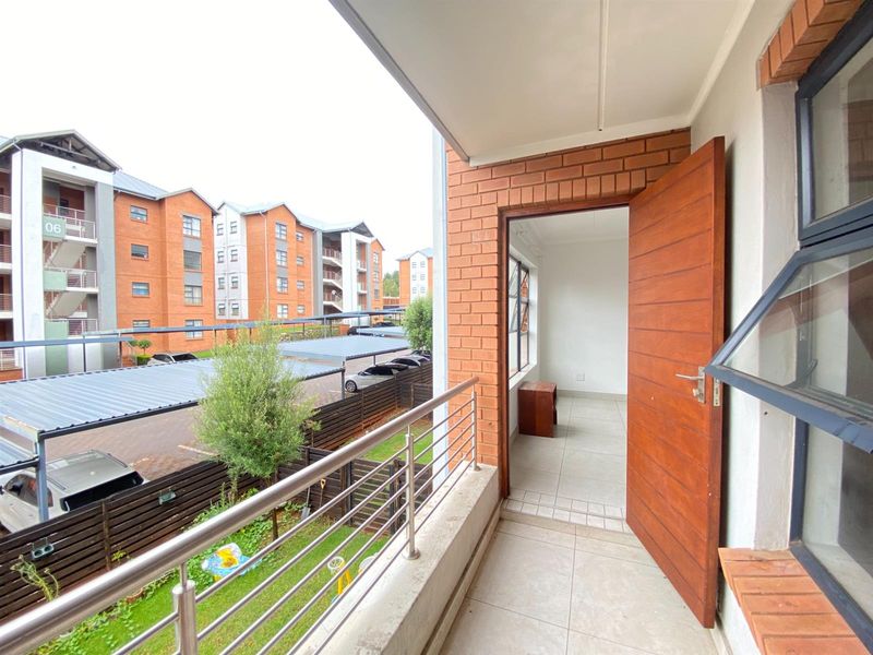 Apartment To Rent in Modderfontein, Edenvale - Photo 8