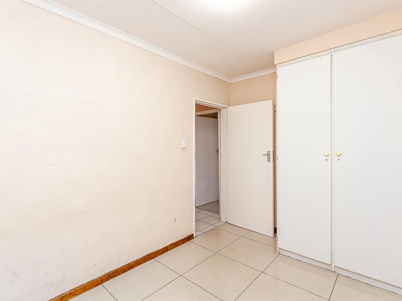 1st Floor Apartment For Sale in Eden Glen, Edenvale - Photo 10