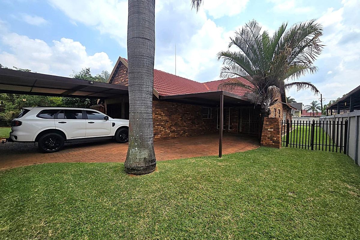 House For Sale in Dorandia, Pretoria - Photo 2