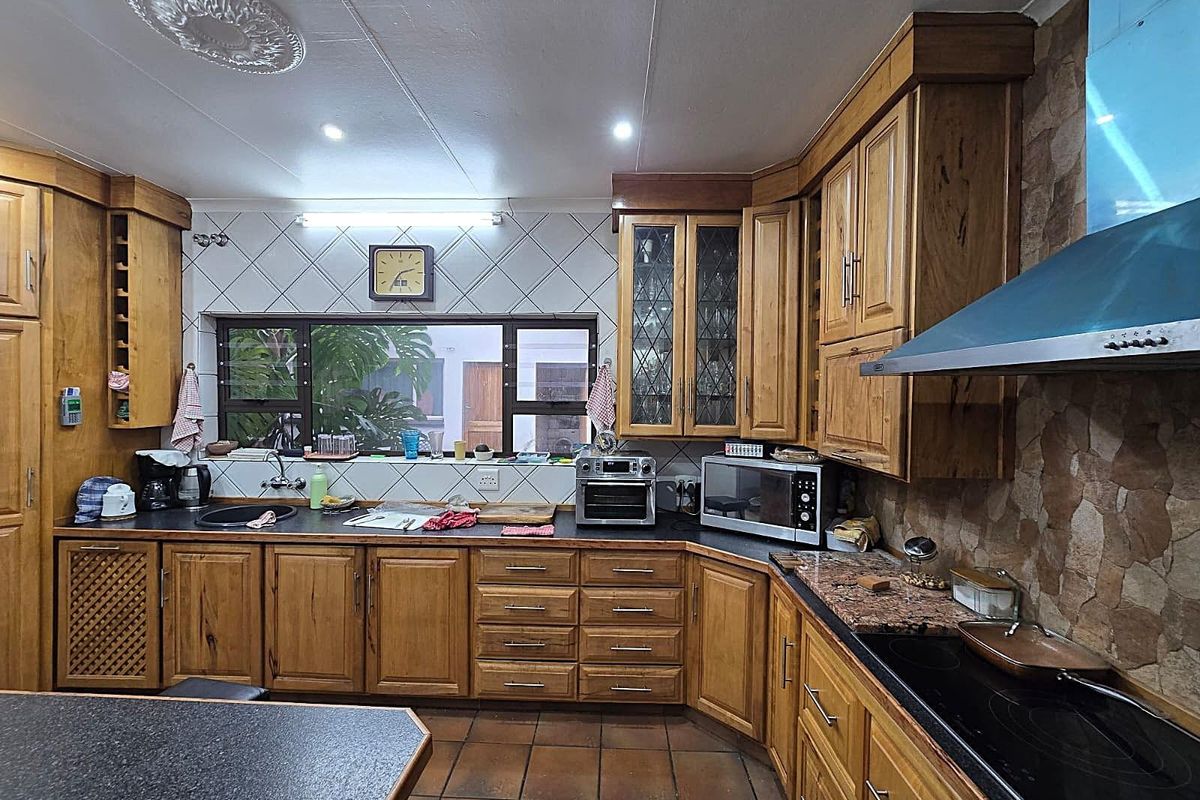House For Sale in Wonderboom, Pretoria - Photo 4