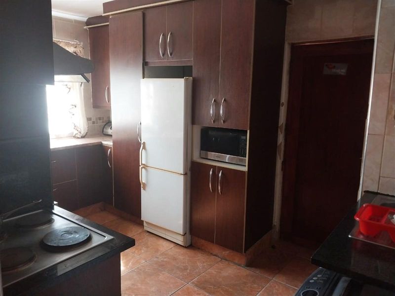 Protea Glen ext 11 - Photo 6