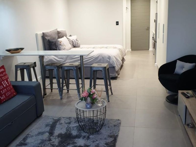 Available Immediately - Furnished Studio Apartment in Sibaya Precinct! - Photo 10