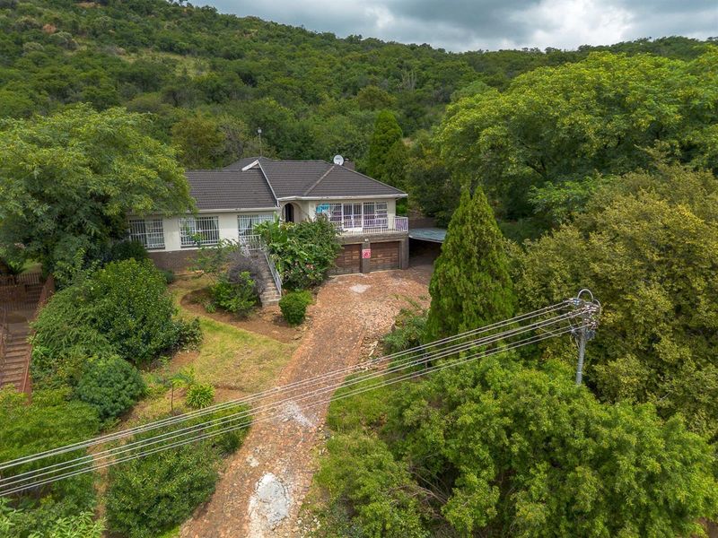 House Priced to sell, Mondeor, Johannesburg - Photo 7