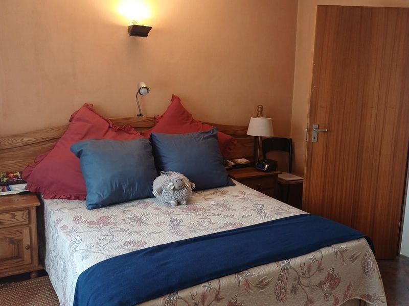 FOR SALE: A FIVE-BEDROOM HOME WITH NO LOAD SHEDDING - Photo 4
