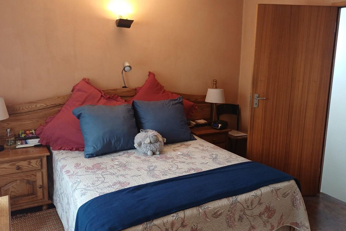 FOR SALE: A FIVE-BEDROOM HOME WITH NO LOAD SHEDDING - Photo 4