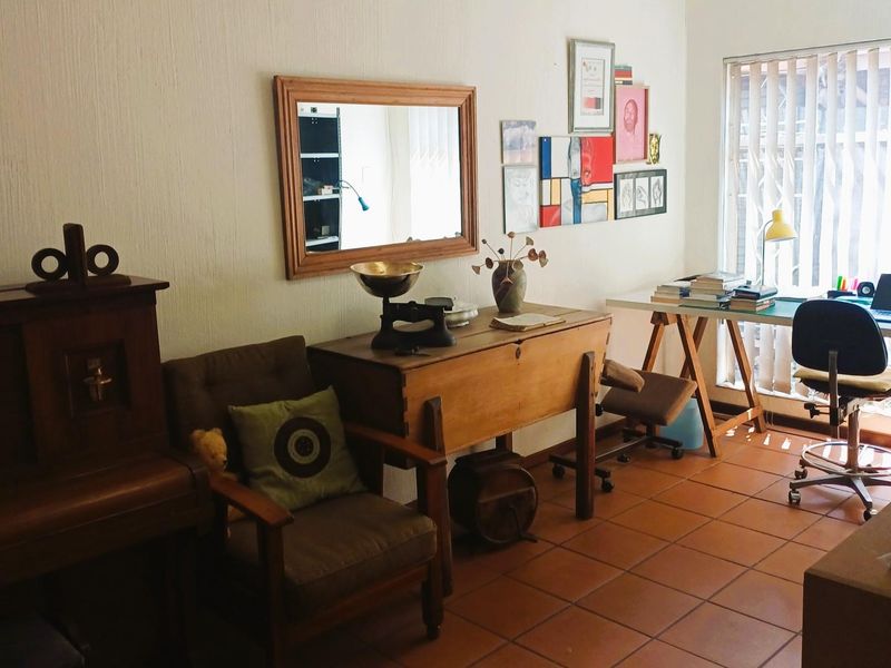 FOR SALE: A FIVE-BEDROOM HOME WITH NO LOAD SHEDDING - Photo 8