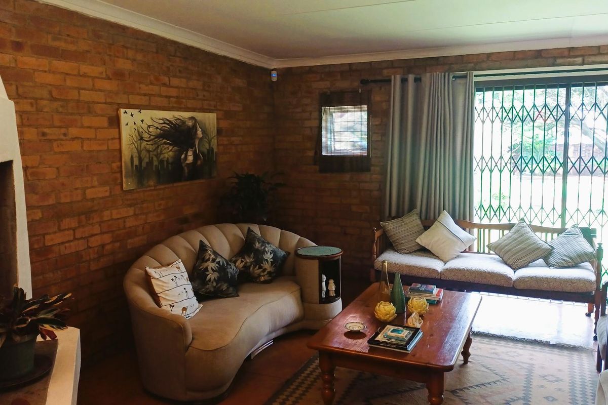 FOR SALE: A FIVE-BEDROOM HOME WITH NO LOAD SHEDDING - Photo 3