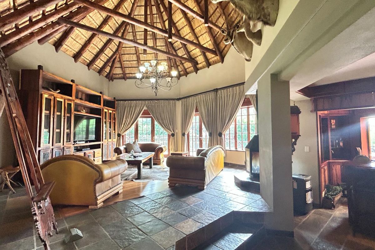 House For Sale in Mooikloof Equestrian Estate, Pretoria - Photo 3