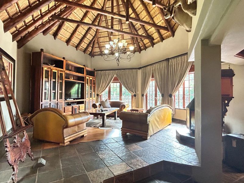 House For Sale in Mooikloof Equestrian Estate, Pretoria - Photo 4