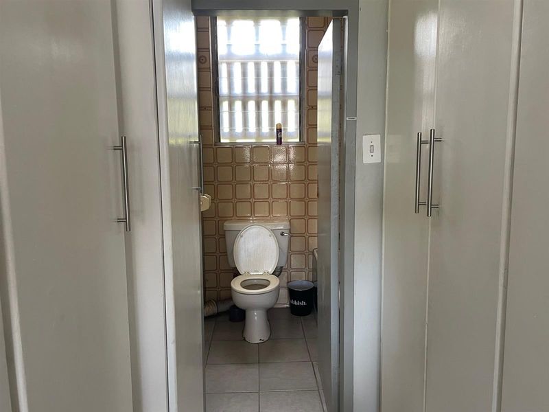 Investment Apartment For Sale in Sunnyside, Pretoria - Photo 9