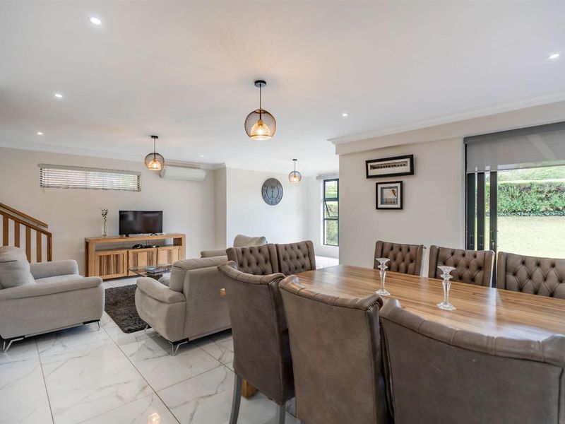 Where Modern Sophistication Meets Luxury Leisure - Photo 9