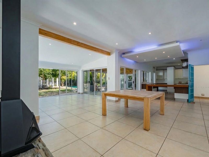 House For Sale in Morningside, Somerset West - Photo 8