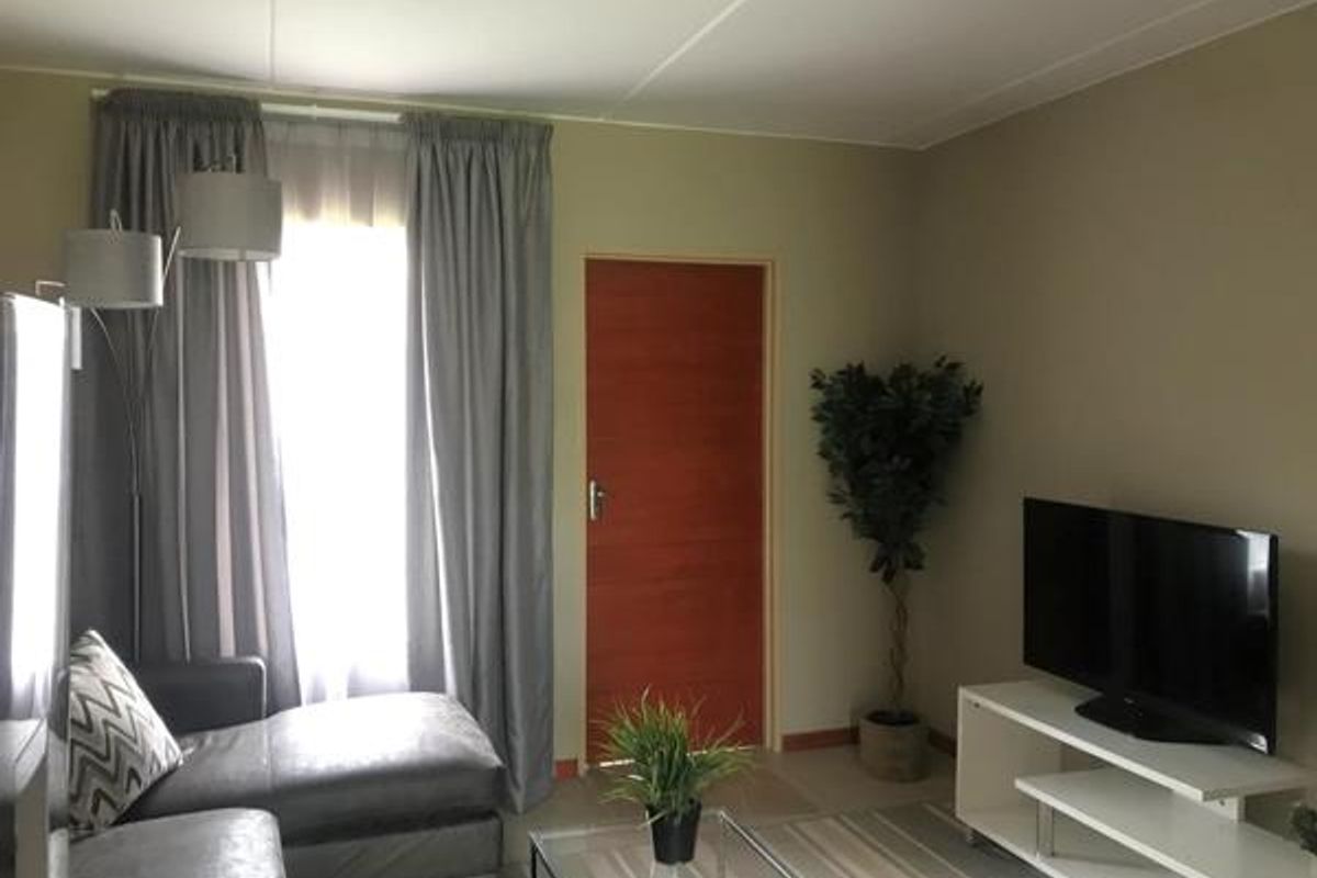 2 Bedroom Apartment For Sale in Mahube Valley, Mamelodi East - Photo 5